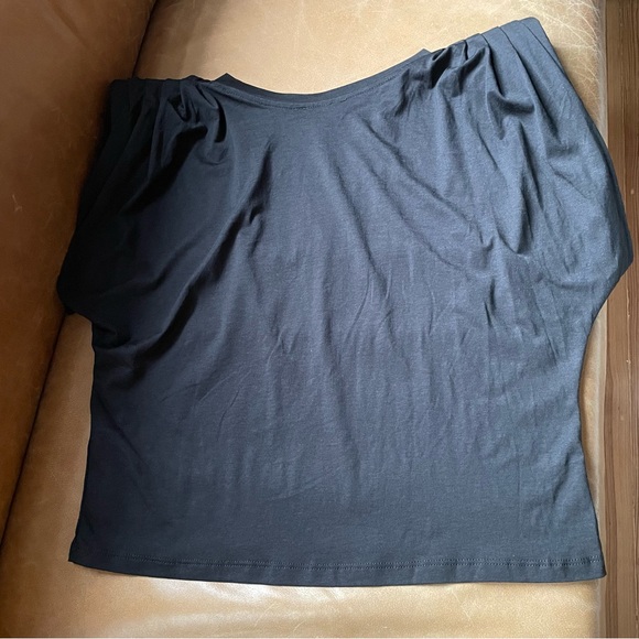NWT Zara shoulder pad padded top black chic blogger favorite style sold out - Picture 3 of 6